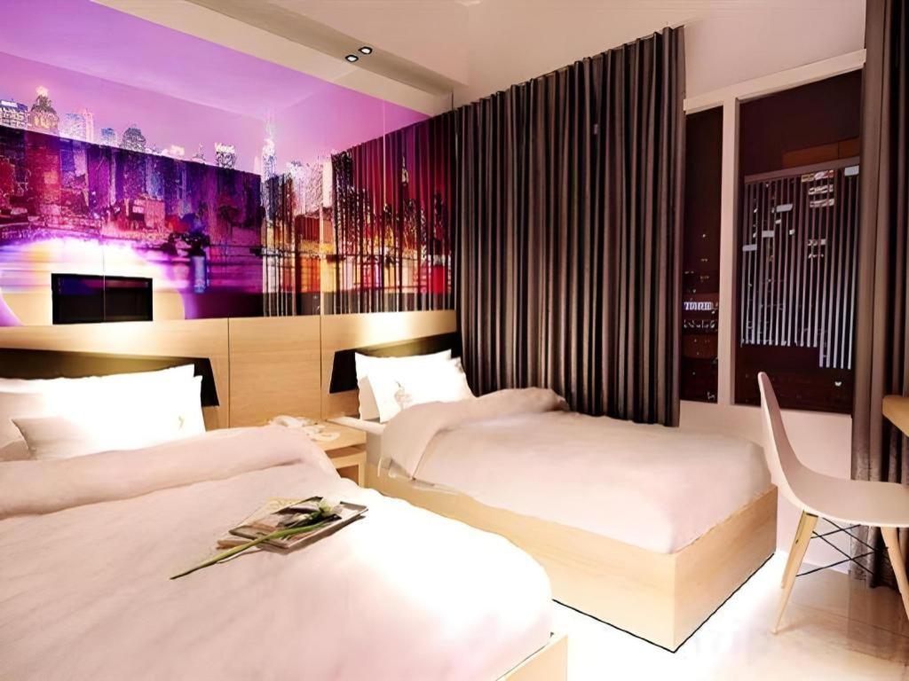 G Suites Hotel By Amithya Sorabaya Extérieur photo