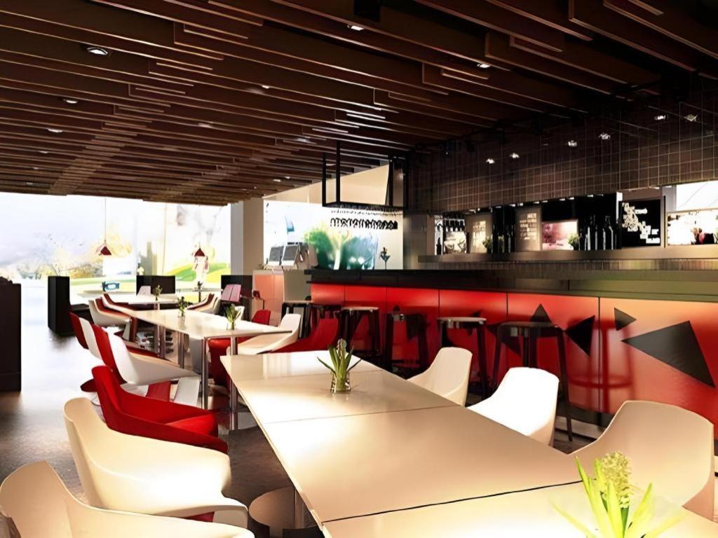 G Suites Hotel By Amithya Sorabaya Extérieur photo