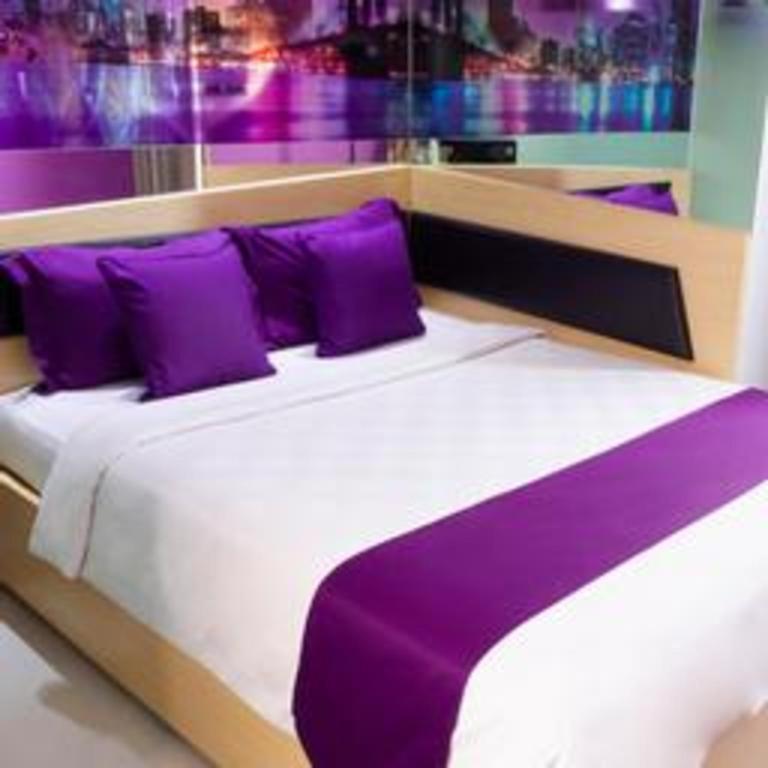 G Suites Hotel By Amithya Sorabaya Extérieur photo