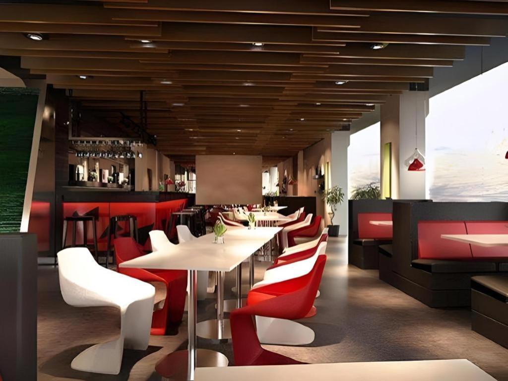 G Suites Hotel By Amithya Sorabaya Extérieur photo