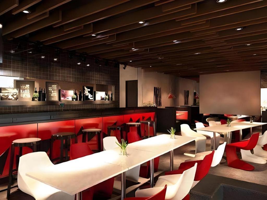 G Suites Hotel By Amithya Sorabaya Extérieur photo